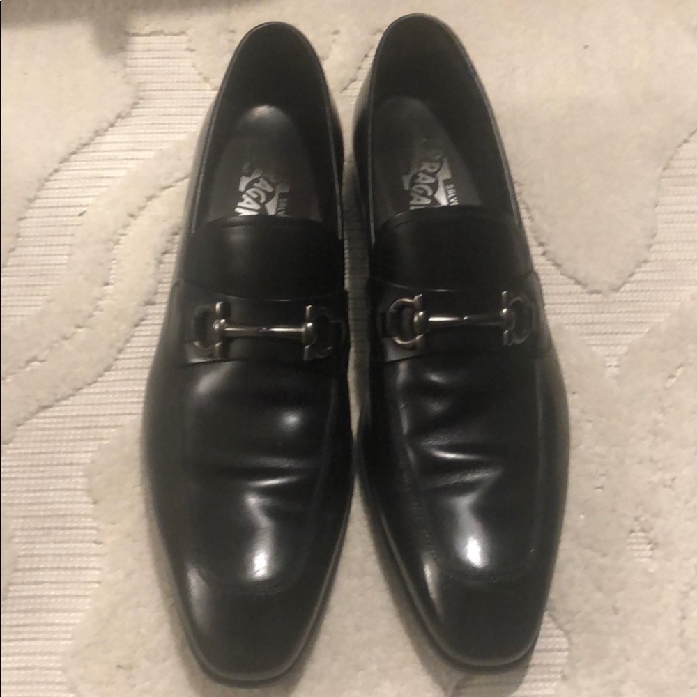 Salvatore Ferragamo Horse bit size 9 D